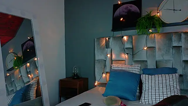 Snapshot of alaia-rogers chatting on September 24, 2025, 11:35 am alaia-rogers online show from September 24, 2025, 11:35 am