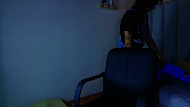 Snapshot of alaia-rogers chatting on October 24, 2025, 11:39 am alaia-rogers online show from October 24, 2025, 11:39 am