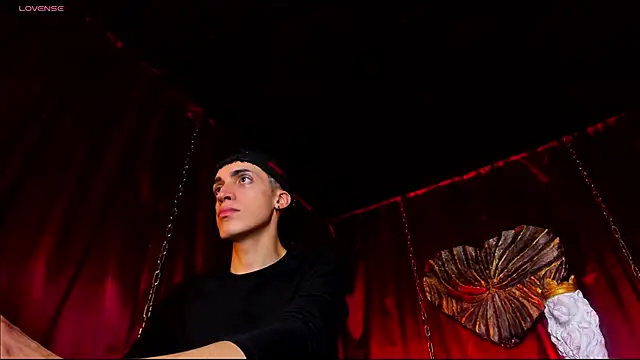 Snapshot of Angel_Snowhotxxx chatting on December 18, 2024, 10:02 pm Angel Snowhotxxx online show from December 18, 2024, 10:02 pm