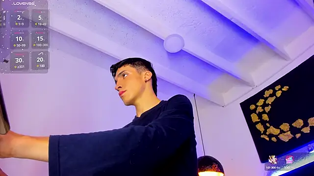 Snapshot of Angel_Snowhotxxx chatting on January 9, 2025, 2:07 pm Angel Snowhotxxx online show from January 9, 2025, 2:07 pm