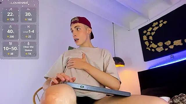 Snapshot of Angel_Snowhotxxx chatting on February 21, 2025, 11:01 am Angel Snowhotxxx online show from February 21, 2025, 11:01 am