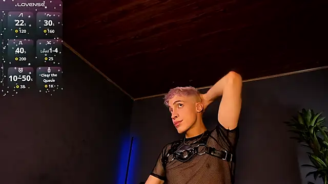 Snapshot of Angel_Snowhotxxx chatting on September 21, 2025, 12:56 am Angel Snowhotxxx online show from September 21, 2025, 12:56 am