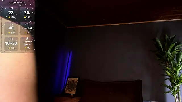 Snapshot of Angel_Snowhotxxx chatting on November 12, 2025, 2:45 am Angel Snowhotxxx online show from November 12, 2025, 2:45 am