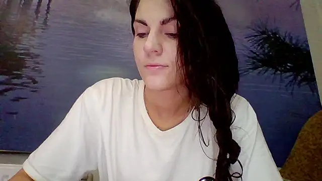 Snapshot of AliceTailor chatting on May 23, 2026, 12:16 am AliceTailor online show from May 23, 2026, 12:16 am