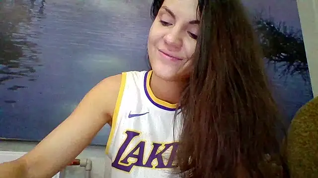 Snapshot of AliceTailor chatting on May 29, 2026, 6:44 am AliceTailor online show from May 29, 2026, 6:44 am