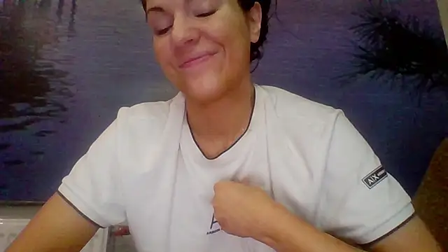 Snapshot of AliceTailor chatting on June 28, 2026, 8:15 pm AliceTailor online show from June 28, 2026, 8:15 pm