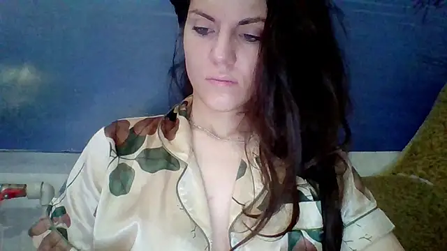 Snapshot of AliceTailor chatting on July 16, 2026, 5:41 pm AliceTailor online show from July 16, 2026, 5:41 pm