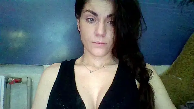 Snapshot of AliceTailor chatting on July 27, 2026, 2:46 pm AliceTailor online show from July 27, 2026, 2:46 pm