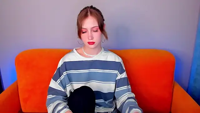 Snapshot of VitalinaBlue chatting on February 14, 2025, 2:44 pm VitalinaBlue online show from February 14, 2025, 2:44 pm