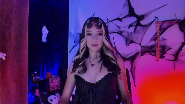 Snapshot of penny_sweett_ chatting on October 30, 2025, 12:23 am penny sweett online show from October 30, 2025, 12:23 am