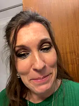 Lwhite1 online show from October 11, 2025, 9:02 pm