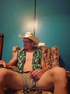 Snapshot of REDHAMMER_ chatting on August 5, 2026, 2:03 am REDHAMMER online show from August 5, 2026, 2:03 am