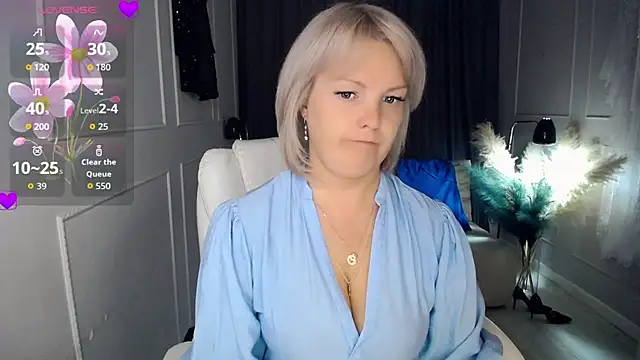 Juarnea online show from October 3, 2025, 8:22 am