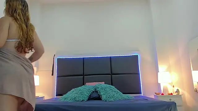 Snapshot of Aslhyn_Gomez chatting on October 2, 2025, 7:43 pm Aslhyn Gomez online show from October 2, 2025, 7:43 pm