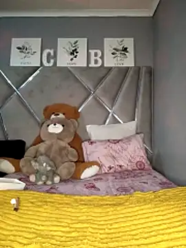 CocoBootyyy online show from April 26, 2026, 9:23 pm