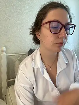 Snapshot of BeatriceTender chatting on June 25, 2026, 9:25 am BeatriceTender online show from June 25, 2026, 9:25 am