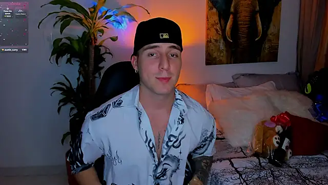 Snapshot of liam_oficial02 chatting on February 15, 2025, 5:30 am liam oficial02 online show from February 15, 2025, 5:30 am