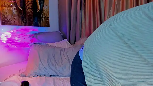 Snapshot of liam_oficial02 chatting on September 21, 2025, 12:56 am liam oficial02 online show from September 21, 2025, 12:56 am