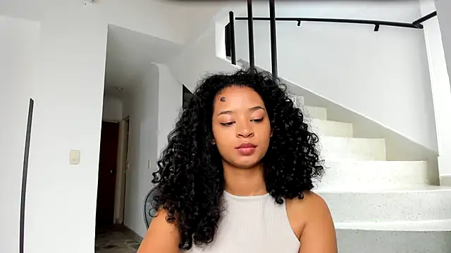 Snapshot of avellanatammy chatting on January 31, 2025, 1:34 pm avellanatammy online show from January 31, 2025, 1:34 pm