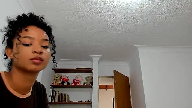 Snapshot of avellanatammy chatting on February 3, 2025, 1:40 pm avellanatammy online show from February 3, 2025, 1:40 pm