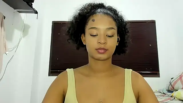 Snapshot of avellanatammy chatting on March 22, 2025, 11:20 pm avellanatammy online show from March 22, 2025, 11:20 pm