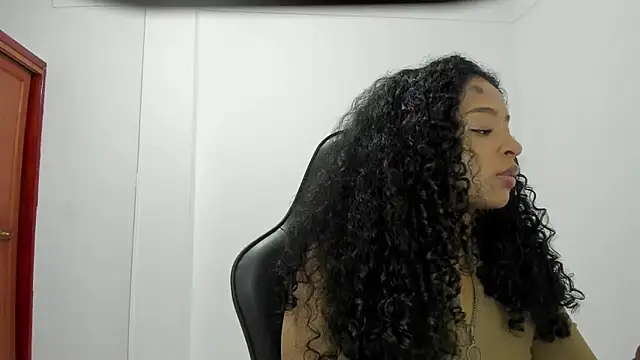 Snapshot of avellanatammy chatting on September 14, 2025, 9:14 pm avellanatammy online show from September 14, 2025, 9:14 pm