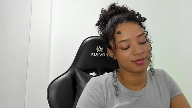 Snapshot of avellanatammy chatting on October 4, 2025, 2:09 am avellanatammy online show from October 4, 2025, 2:09 am