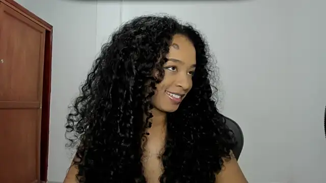 Snapshot of avellanatammy chatting on November 12, 2025, 12:44 am avellanatammy online show from November 12, 2025, 12:44 am