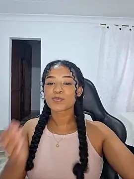 avellanatammy online show from April 24, 2026, 10:23 pm