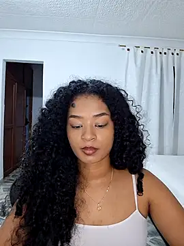 Snapshot of avellanatammy chatting on May 7, 2026, 1:55 am avellanatammy online show from May 7, 2026, 1:55 am