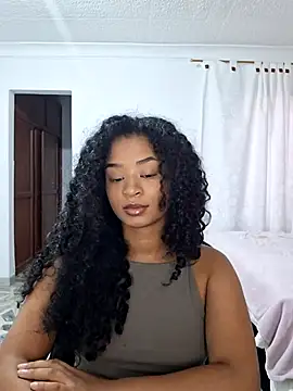 Snapshot of avellanatammy chatting on May 14, 2026, 10:16 pm avellanatammy online show from May 14, 2026, 10:16 pm