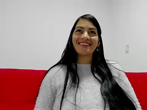 SamanthaBeke online show from May 3, 2026, 4:18 am
