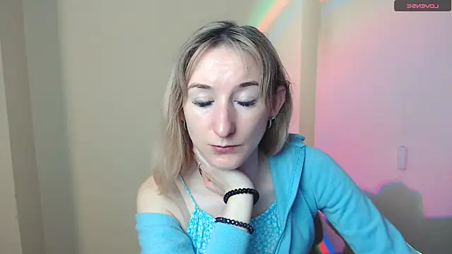 Snapshot of AmandaSell chatting on May 25, 2026, 6:19 am AmandaSell online show from May 25, 2026, 6:19 am