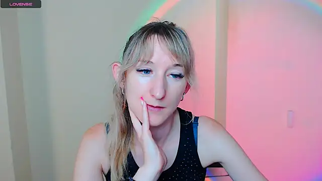 AmandaSell online show from July 14, 2026, 10:21 am
