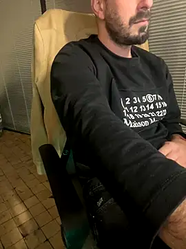 Snapshot of giorgakaci69 chatting on November 28, 2025, 4:20 pm giorgakaci69 online show from November 28, 2025, 4:20 pm