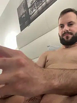 darielcuba online show from November 14, 2025, 7:07 am