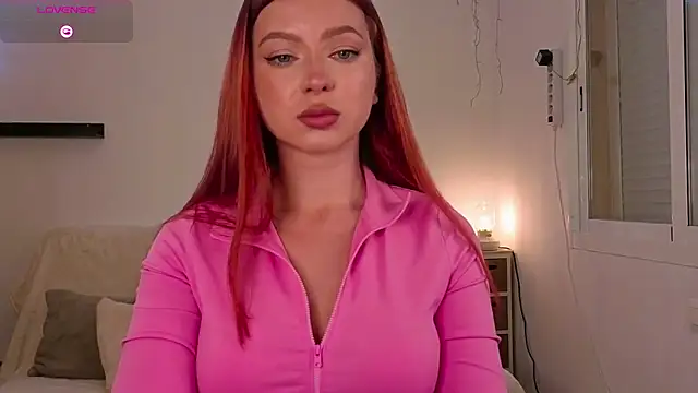 Karinchik  online show from December 15, 2025, 9:41 pm