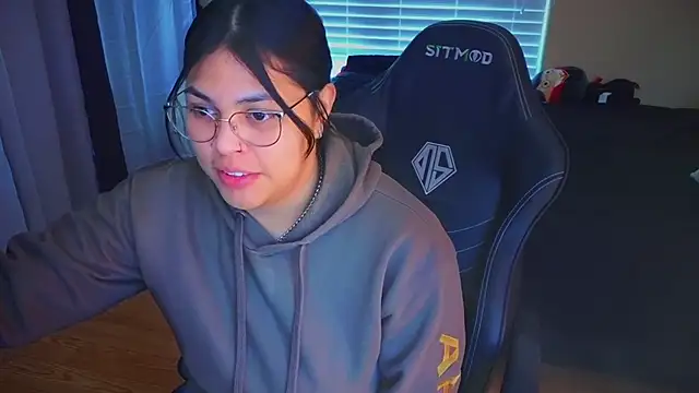 miacanela xo online show from February 22, 2025, 11:46 pm