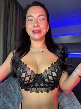 Snapshot of Melisa_Ester chatting on February 19, 2025, 5:27 pm Melisa Ester online show from February 19, 2025, 5:27 pm