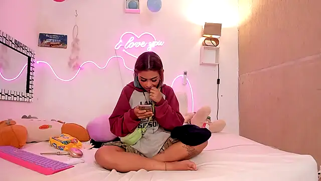 lilith horny online show from March 19, 2025, 5:41 am