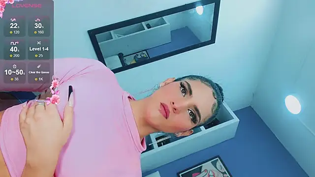 Snapshot of valentina_princess_ chatting on March 2, 2025, 7:56 pm valentina princess online show from March 2, 2025, 7:56 pm