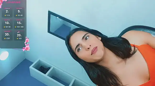 Snapshot of valentina_princess_ chatting on March 13, 2025, 7:53 am valentina princess online show from March 13, 2025, 7:53 am