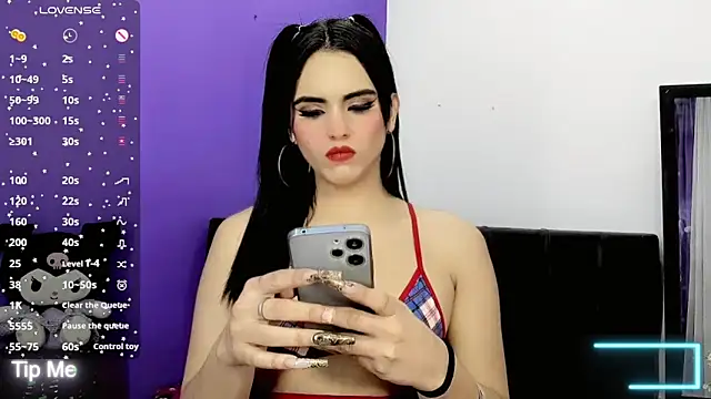 Snapshot of valentina_princess_ chatting on October 31, 2025, 9:21 am valentina princess online show from October 31, 2025, 9:21 am