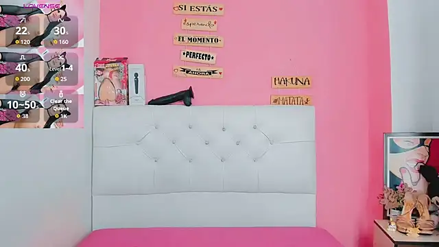 valentina princess  online show from April 27, 2026, 4:54 am
