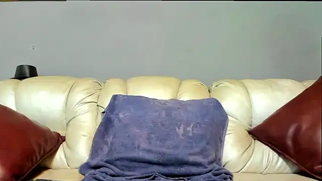 Snapshot of derekk_frostt chatting on May 13, 2026, 8:55 am derekk frostt online show from May 13, 2026, 8:55 am