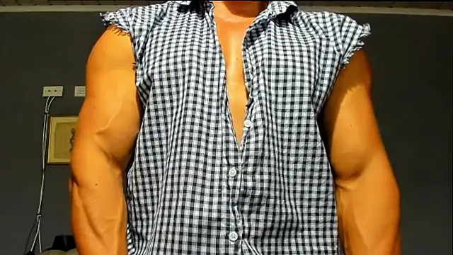 derekk frostt online show from July 10, 2026, 1:54 am