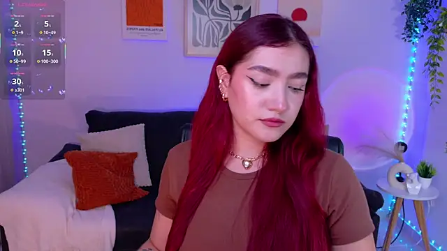 Snapshot of ViolettCastel chatting on July 10, 2026, 12:37 am ViolettCastel online show from July 10, 2026, 12:37 am