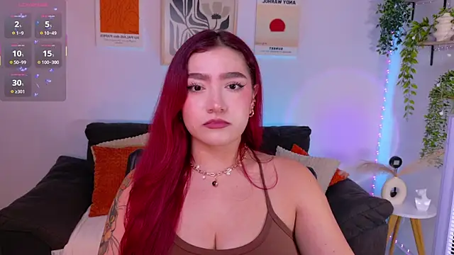 Snapshot of ViolettCastel chatting on July 29, 2026, 11:58 pm ViolettCastel online show from July 29, 2026, 11:58 pm