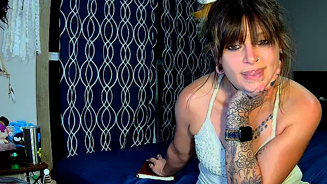 Snapshot of ZeelaXoXo chatting on September 17, 2025, 4:36 am ZeelaXoXo online show from September 17, 2025, 4:36 am