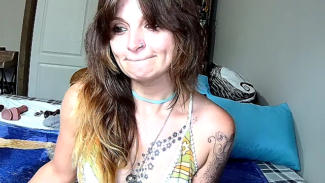 Snapshot of ZeelaXoXo chatting on March 31, 2026, 5:57 pm ZeelaXoXo online show from March 31, 2026, 5:57 pm